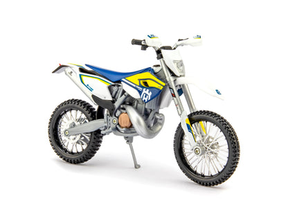 Husqvarna FE 501 2016 white 1:12 Scale Motorcycle Model