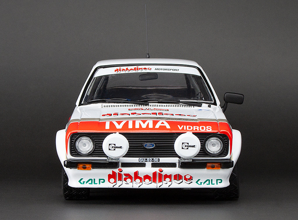 Ford Escort RS1800 #15 Santos and Oliveira Rallye de Portugal Vinho do Porto 1983 1:18 Scale Sun Star Diecast Model
