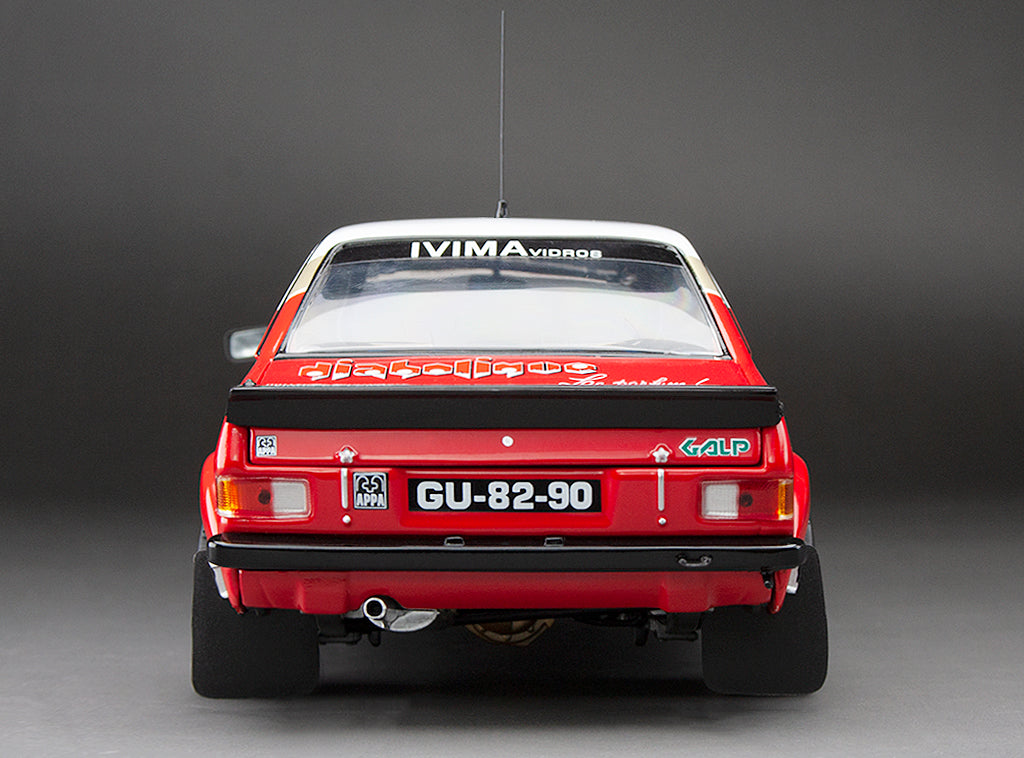 Ford Escort RS1800 #15 Santos and Oliveira Rallye de Portugal Vinho do Porto 1983 1:18 Scale Sun Star Diecast Model