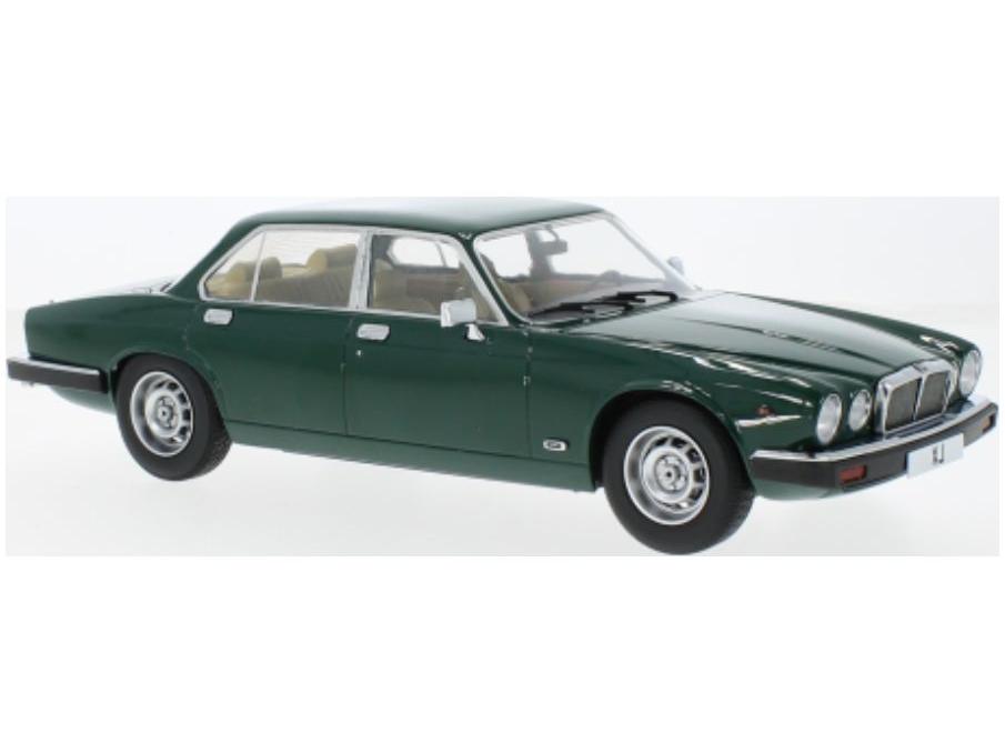 Jaguar XJ Series III Green 1:18 Scale Diecast Model Car Group-Model Car Group-Diecast Model Centre