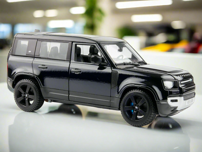 Land Rover Defender 110 Diecast Model 1:24 Scale Black Bburago