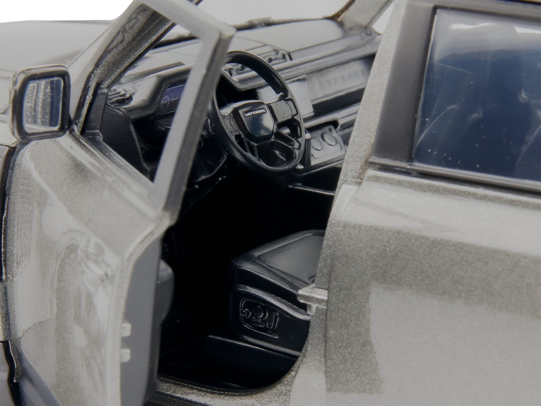 Land Rover Defender 110 grey 1:24 Scale Model Car