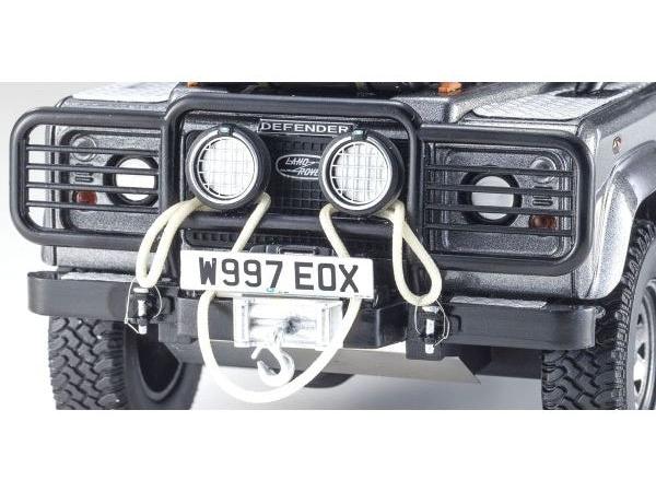 Land Rover Defender 2001 Tomb Raider Edition 1:18 Scale Resin Model Car – Kyosho-Kyosho-Diecast Model Centre