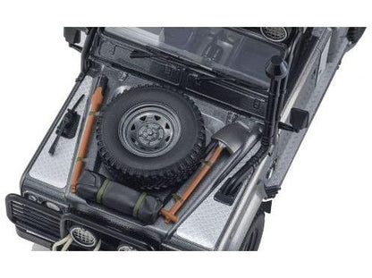 Land Rover Defender 2001 Tomb Raider Edition 1:18 Scale Resin Model Car – Kyosho-Kyosho-Diecast Model Centre