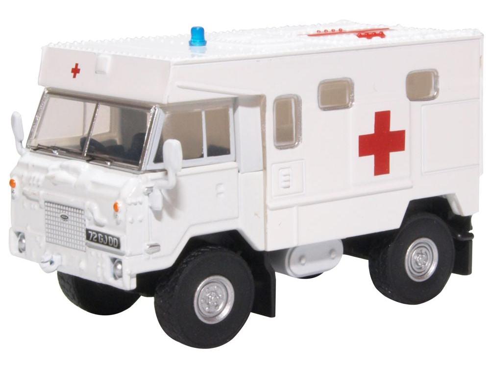 Land Rover FC Ambulance 24 Field Ambulance Bosnia 1:76 Scale Diecast – Oxford Diecast-Oxford Diecast-Diecast Model Centre