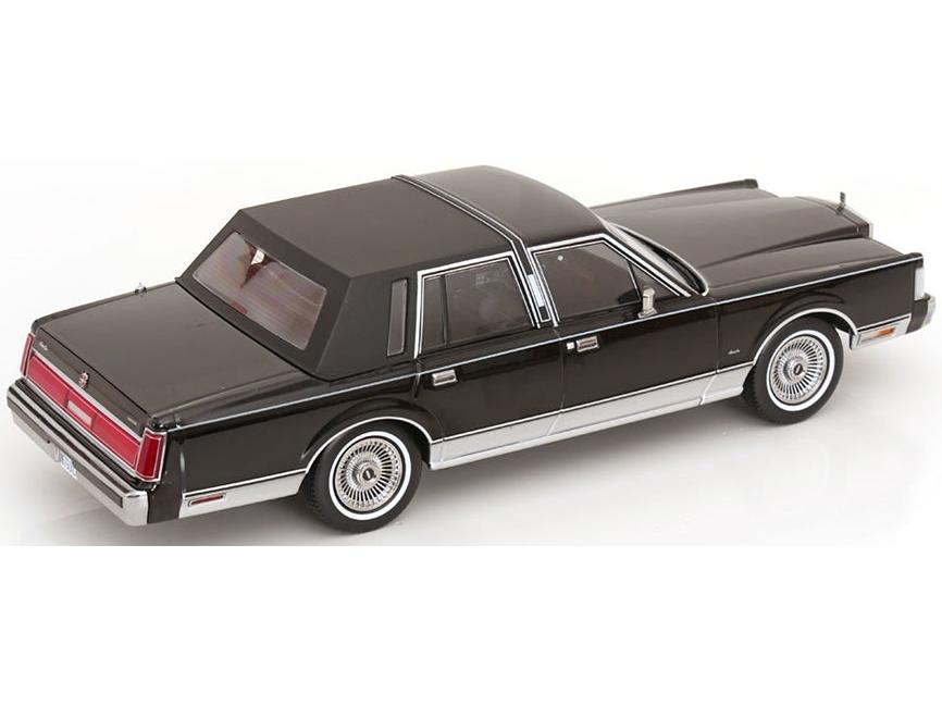 Lincoln Town Car 1985 Black From The Movie 'The Lincoln Lawyer' 1:18 Scale Diecast Car – KK Scale-KK Scale-Diecast Model Centre