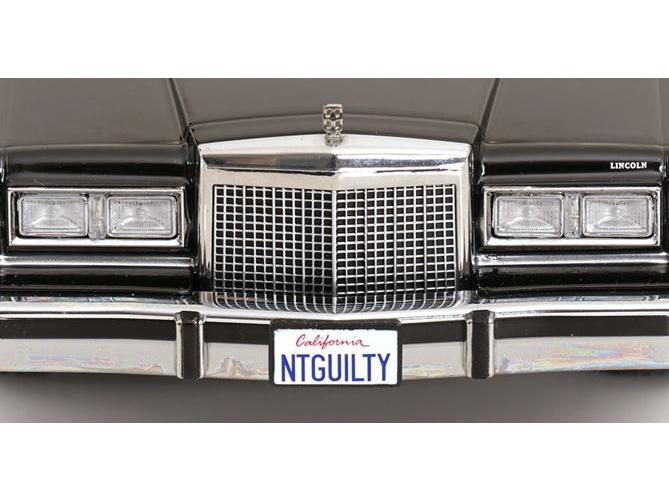 Lincoln Town Car 1985 Black From The Movie 'The Lincoln Lawyer' 1:18 Scale Diecast Car – KK Scale-KK Scale-Diecast Model Centre