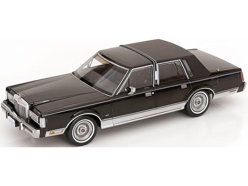 Lincoln Town Car 1985 Black From The Movie 'The Lincoln Lawyer' 1:18 Scale Diecast Car – KK Scale-KK Scale-Diecast Model Centre