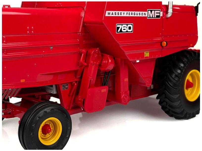 Massey Ferguson 760 Combine 1:32 Scale Universal Hobbies Diecast Model-Universal Hobbies-Diecast Model Centre