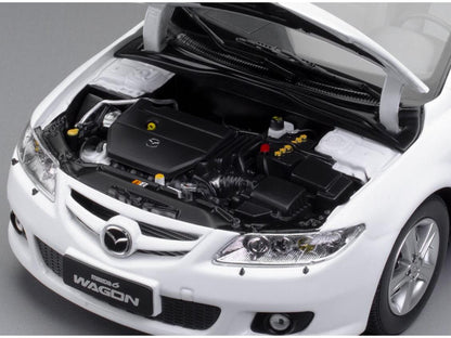 Mazda 6 Estate Glacier White 1:18 Scale Diecast Model Car – Sun Star-Sun Star-Diecast Model Centre
