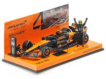 McLaren F1 Team MCL39 World Champion F1 Abu Dhabi GP 2025 Lando Norris w/Standing Figure + Pitboard 1:43 Scale Diecast Car – Minichamps-Minichamps-Diecast Model Centre