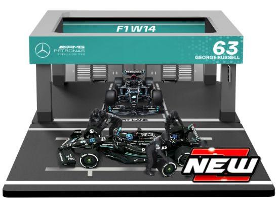 Mercedes-AMG Petronas F1 W14 E Performance #63 George Russell 2023 Pit Pass Set 1:43 Scale Diecast & Plastic – Bburago-Bburago-Diecast Model Centre