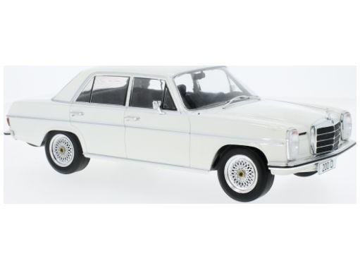 Mercedes-Benz 200 D W115 1968 White 1:18 Scale Diecast Model Car Group-Model Car Group-Diecast Model Centre