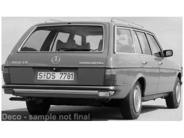 Mercedes-Benz 200T (S123) Red 1979 1:43 Scale IXO Diecast Model Car-IXO-Diecast Model Centre