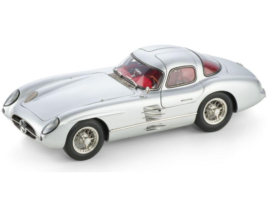 Mercedes-Benz 300 SLR Uhlenhaut Coupé (1955) - CMC 1:18 Scale Diecast Masterpiece-CMC-Diecast Model Centre