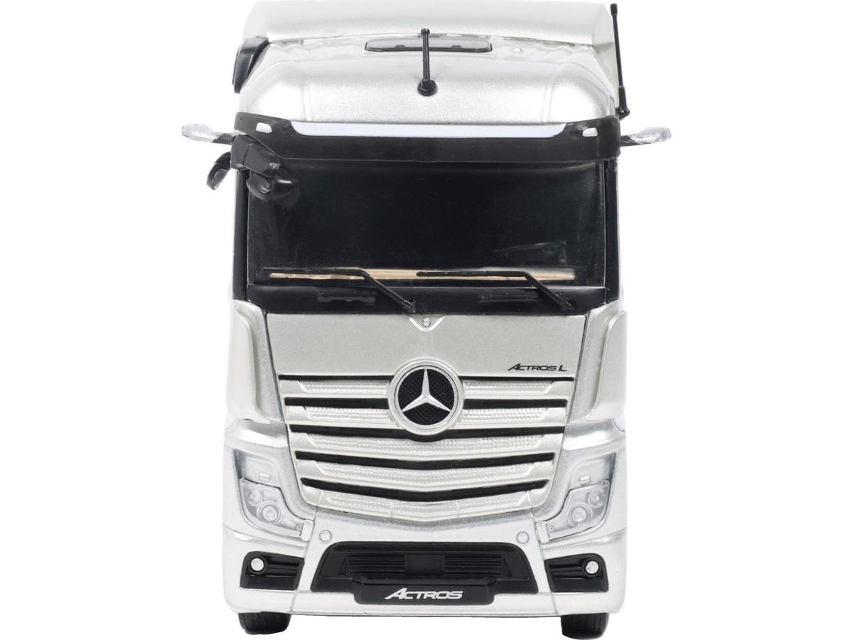 Mercedes-Benz Actros L Silver 2024 1:43 Scale Diecast Truck – Solido-Solido-Diecast Model Centre