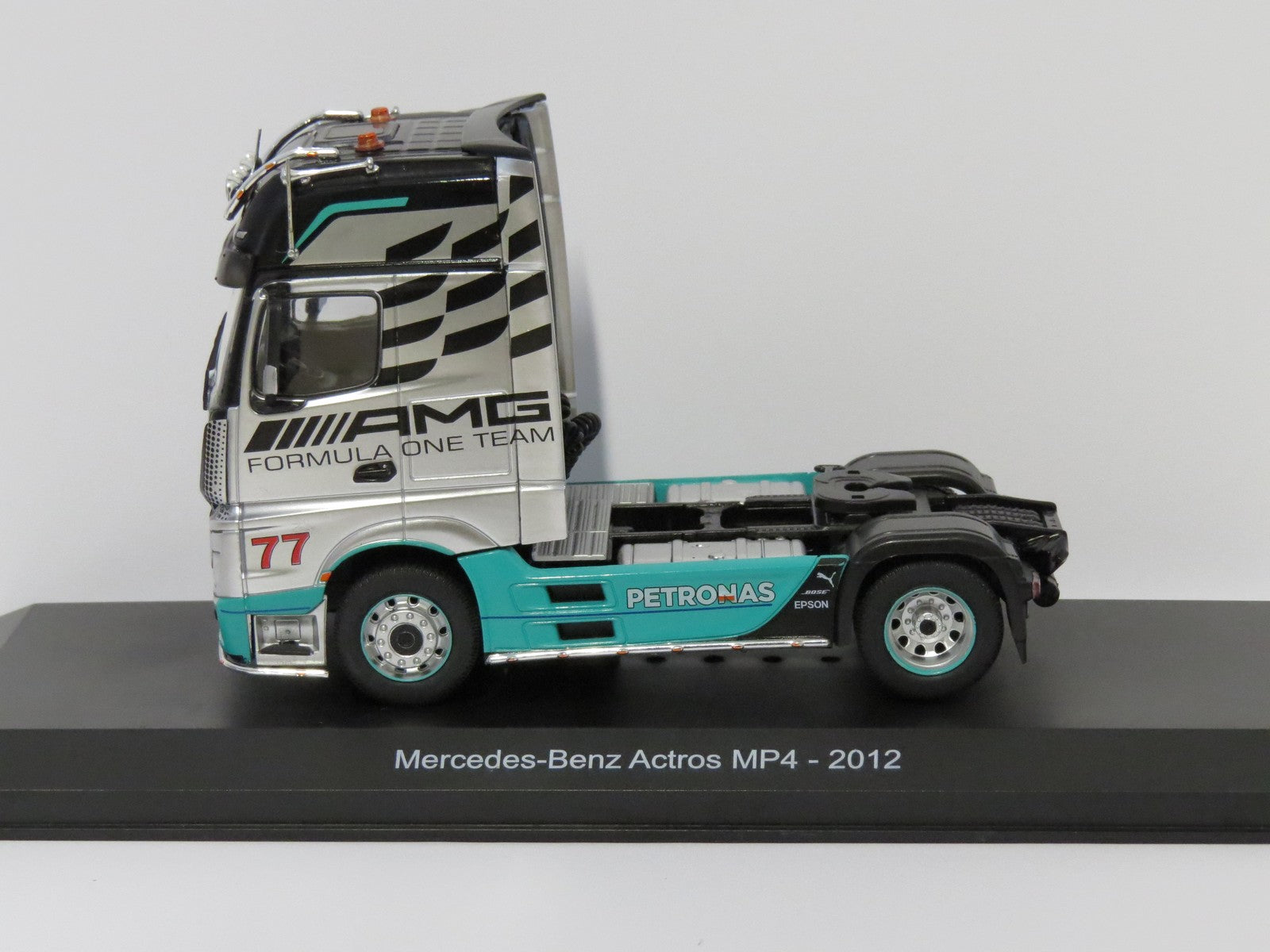 Mercedes-Benz Actros MP4 2012 AMG 1:43 Scale Unbranded Diecast Model Truck-Unbranded-Diecast Model Centre