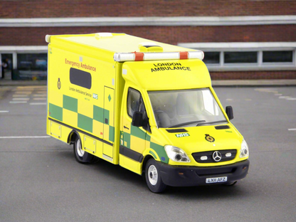 Mercedes Sprinter London Ambulance 1:76 Scale