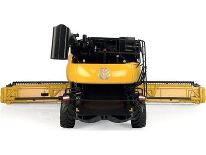 New Holland CR10.90 Tractor 2023 1:32 Scale Universal Hobbies Diecast Model-Universal Hobbies-Diecast Model Centre