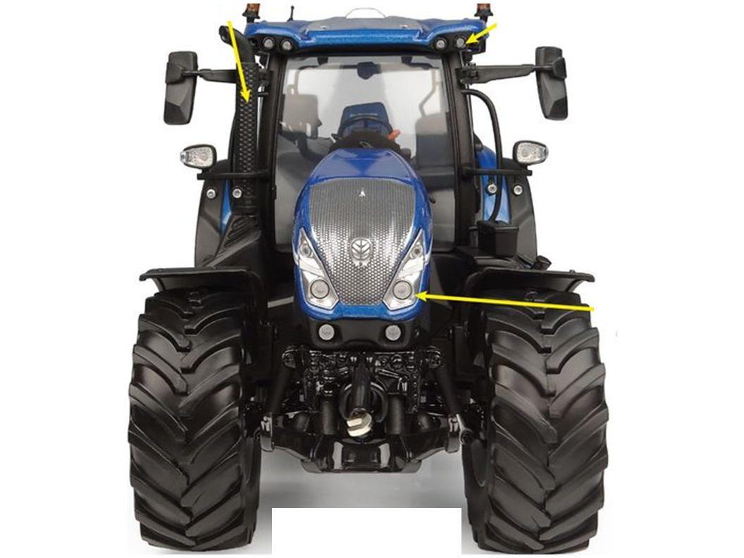 New Holland T7.225 Tractor Blue Power 1:32 Scale Universal Hobbies Diecast Model-Universal Hobbies-Diecast Model Centre