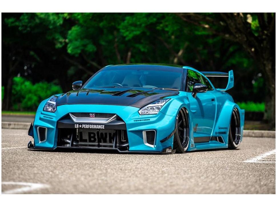 ミニカー Libert WalkLB+Works NissanGT-R CandyBlue Nissan GT-R (R35) Liberty Walk Silhouette Body Kit Blue Metallic