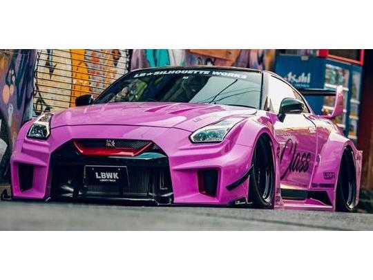 Nissan GT-R (R35) Liberty Walk Silhouette Body Kit Pink 2025 1:18 Scale Solido Diecast Model Car-Solido-Diecast Model Centre