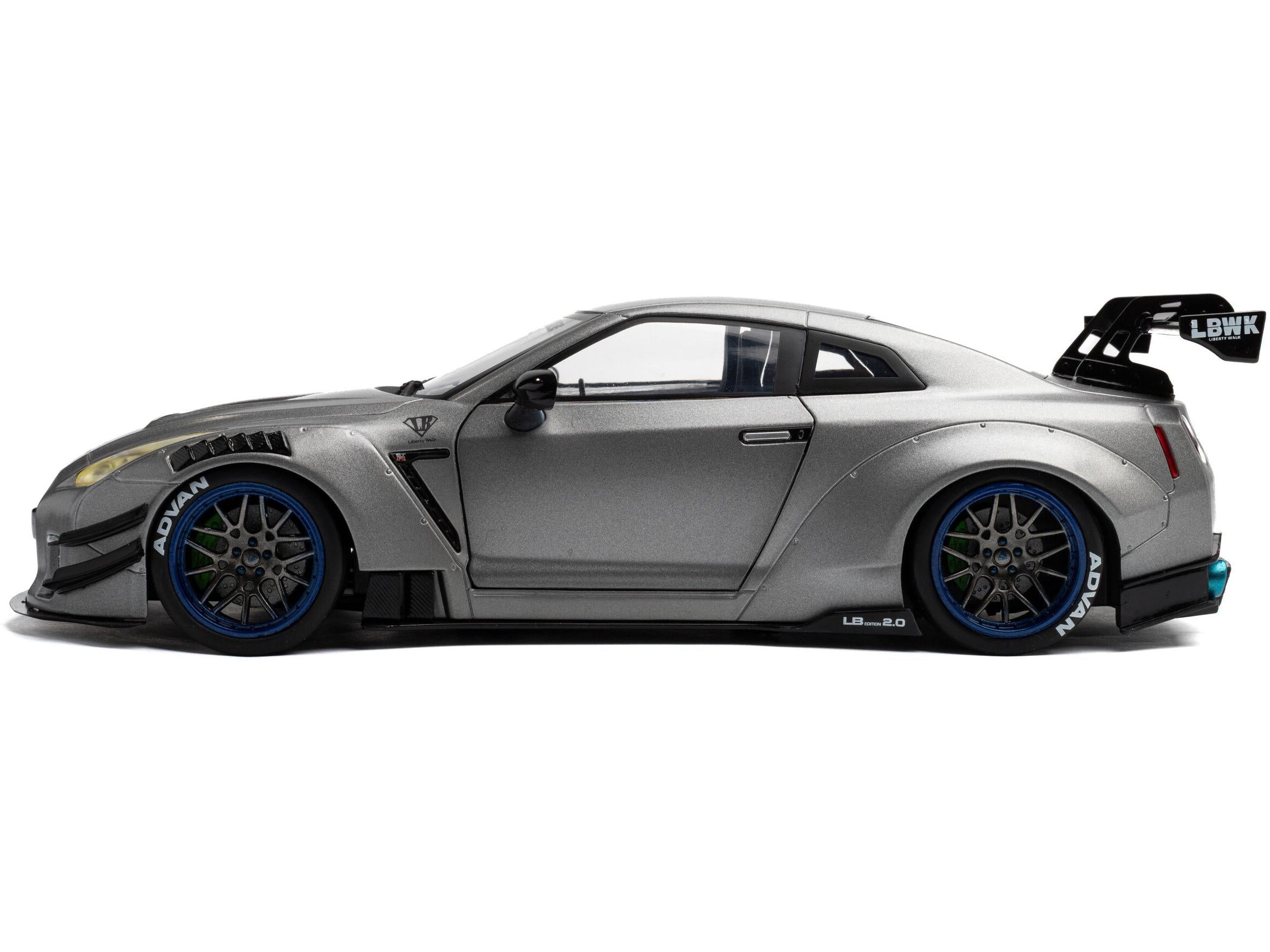 Nissan GT-R (R35) w/Liberty Walk Body Kit 2.0 Silver 2023 1:18 Scale Diecast Model Car – Solido-Solido-Diecast Model Centre