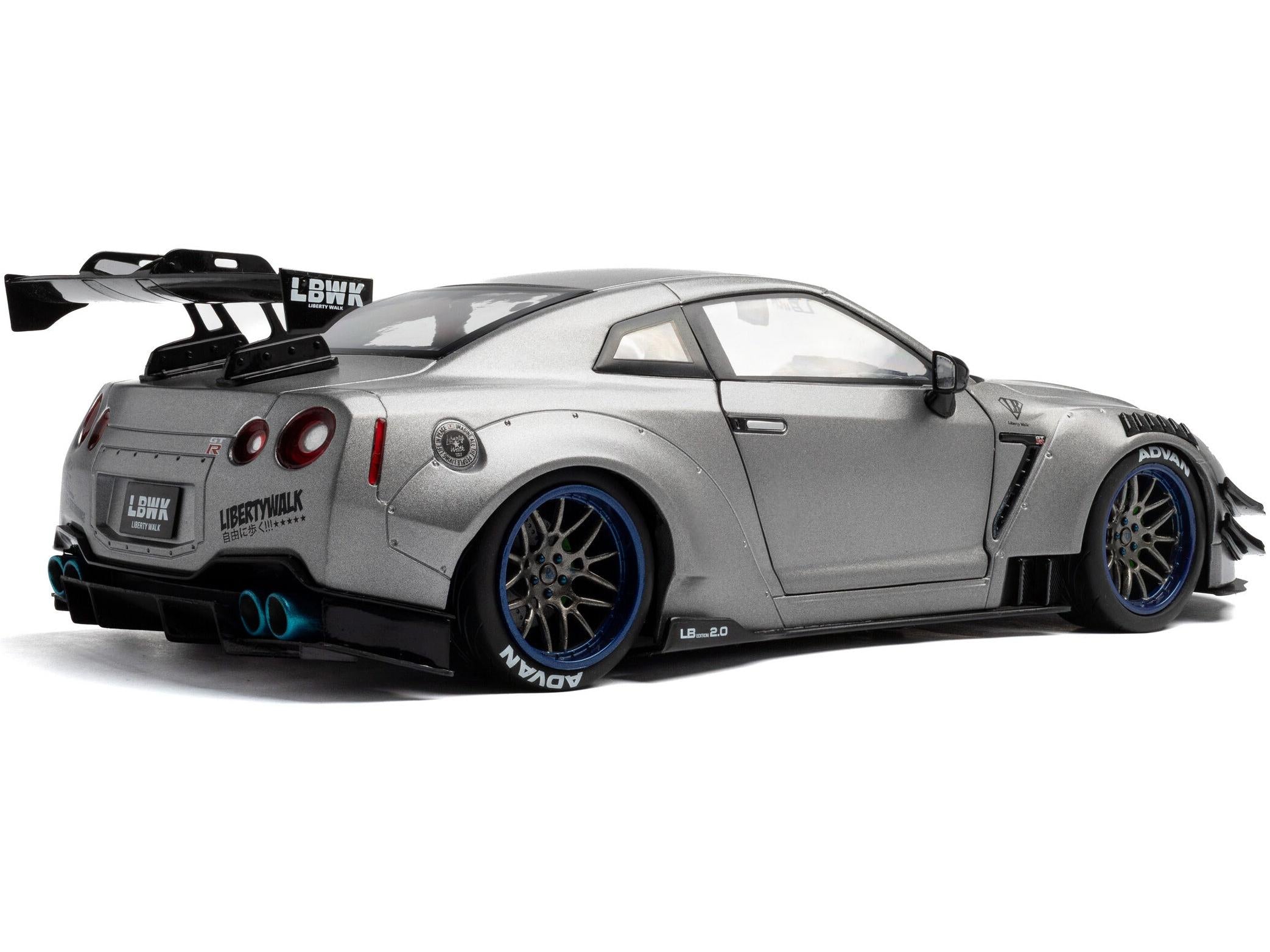 Nissan GT-R (R35) w/Liberty Walk Body Kit 2.0 Silver 2023 1:18 Scale Diecast Model Car – Solido-Solido-Diecast Model Centre