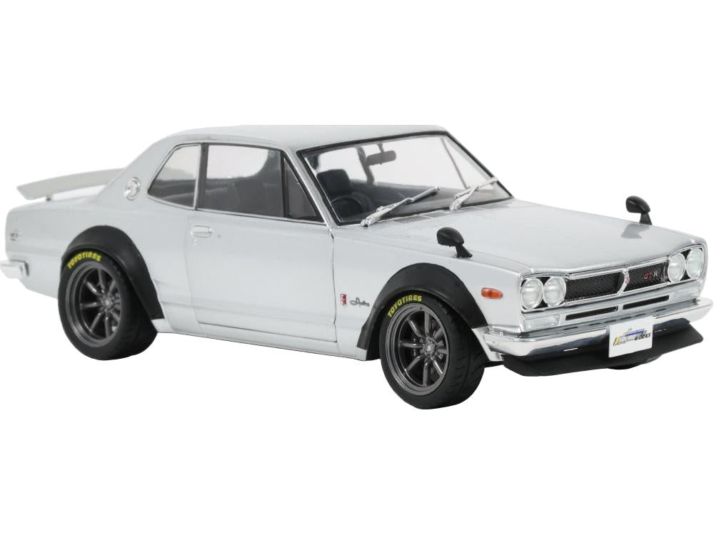 Nissan Skyline 2000 GT-R (KPGC10) Hakosuka Silver 1970 1:18 Scale Diecast Car – Solido-Solido-Diecast Model Centre