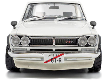 Nissan Skyline (C10) Hakosuka Solido Works Pearl White 1970 1:18 Scale Solido Diecast Model Car-Solido-Diecast Model Centre