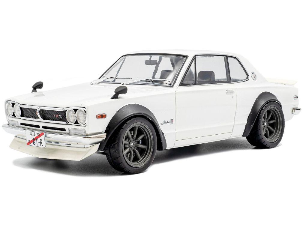 Nissan Skyline (C10) Hakosuka Solido Works Pearl White 1970 1:18 Scale Solido Diecast Model Car-Solido-Diecast Model Centre