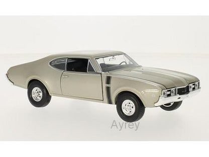 Oldsmobile 442 1968 Gold 1:24 Scale Welly Diecast Model-Welly-Diecast Model Centre