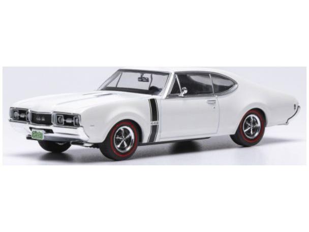 Oldsmobile 442 W-30 White 1970 1:43 Scale IXO Diecast Model Car-IXO-Diecast Model Centre