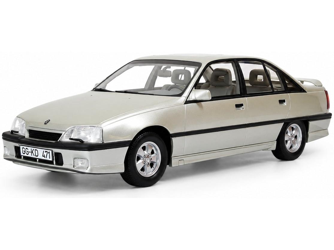 Opel Omega 3000 Star Silver 1987-1994 1:18 Scale Resin Car – Cult-Cult-Diecast Model Centre