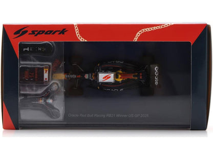 Oracle Red Bull Racing RB21 #1 1st US GP 2025 Max Verstappen w/Pit Boards 1:43 Scale Resin Car – Spark-Spark-Diecast Model Centre