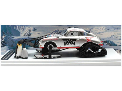 Porsche 356A Valkyrie Racing Antartica Ice Challenge 2021 + Pinguins Moeder and kind 1:43 Scale Matrix Resin Model Car-Matrix-Diecast Model Centre