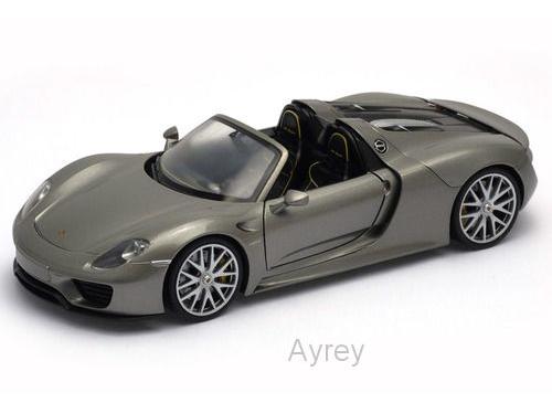 Porsche 918 Spyder Silver open 1:24 Scale Welly Diecast Model-Welly-Diecast Model Centre