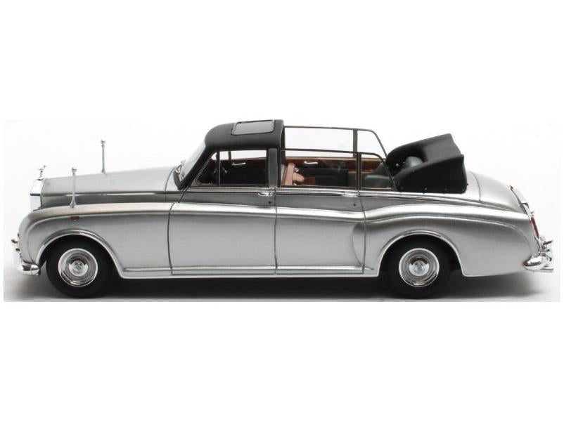 Rolls Royce Phantom VI Landaulette Silver Metallic 1973 1:43 Scale Matrix Resin Model Car-Matrix-Diecast Model Centre