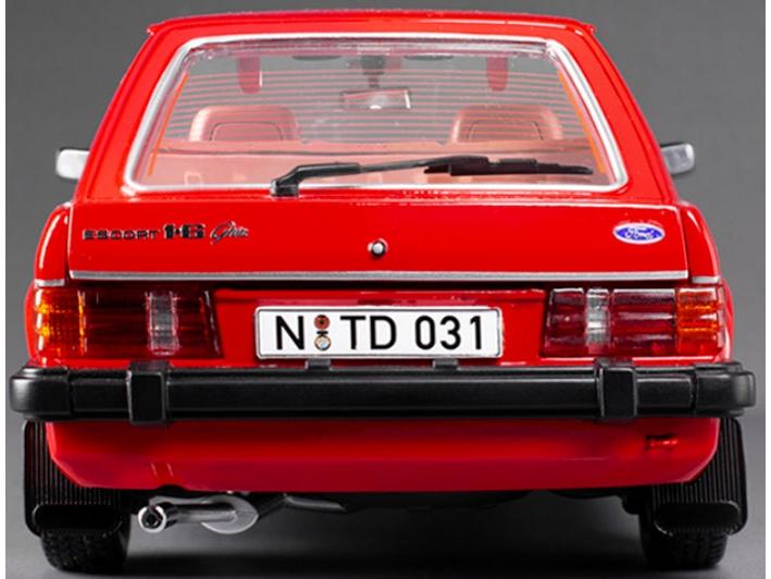 Ford Escort Mk3 Ghia 1981 Red LHD 1:18 Scale Sun Star Diecast Model Car