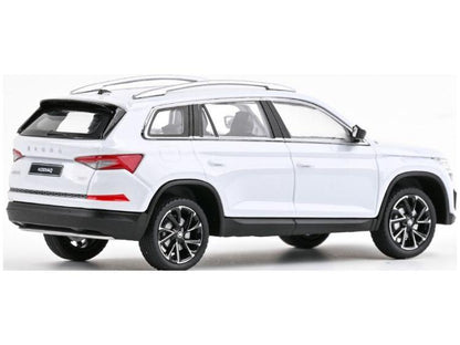 Skoda Kodiaq FL 2021 Moon White Metallic 1:43 Scale Abrex Diecast Model Car-Abrex-Diecast Model Centre
