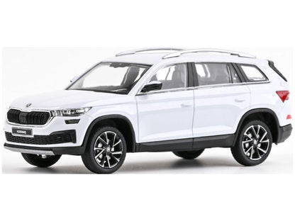 Skoda Kodiaq FL 2021 Moon White Metallic 1:43 Scale Abrex Diecast Model Car-Abrex-Diecast Model Centre