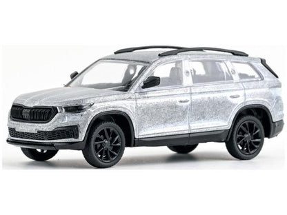 Skoda Kodiaq FL 2021 T1 1:43 Scale Abrex Diecast Model Car-Abrex-Diecast Model Centre