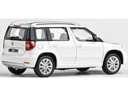 Skoda Yeti FL 2013 White Candy 1:43 Scale Diecast Model Car – Abrex-Abrex-Diecast Model Centre