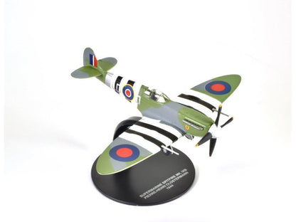 Supermarine Spitfire MKIXb - RAF 1944 PH Clostermann 1:72 Scale Unbranded Diecast Model-Unbranded-Diecast Model Centre