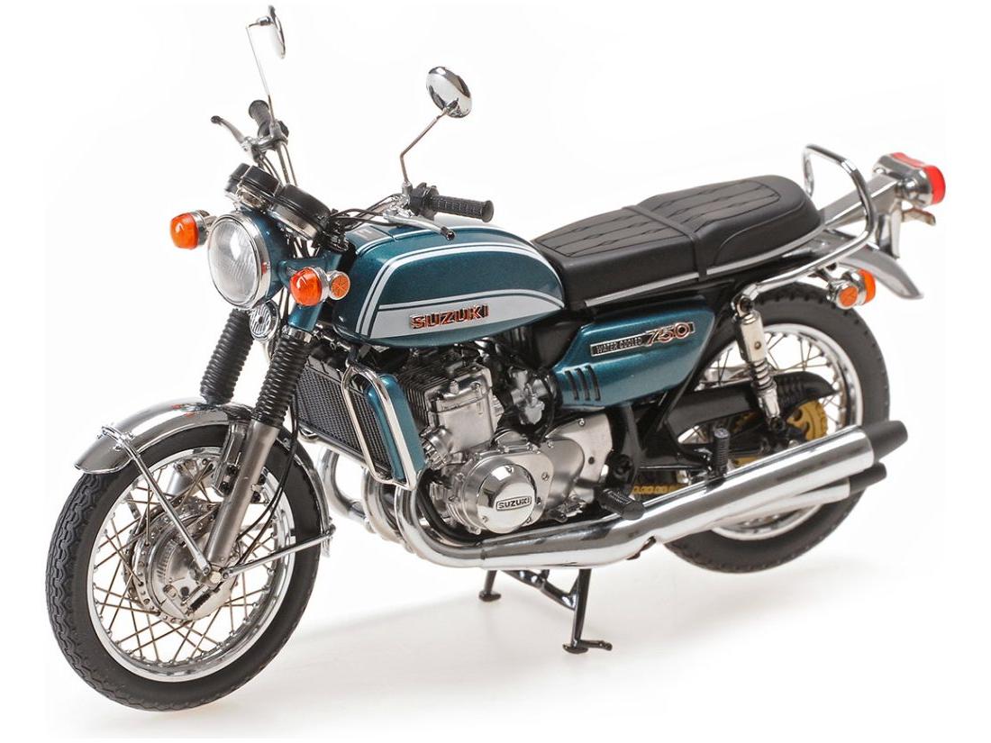 Suzuki GT 750 1972 Diecast Model (Green) 1:12 Minichamps Motorcycle-Minichamps-Diecast Model Centre