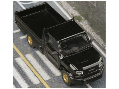 Toyota Hilux Champ Tamaraw Black 2025 1:64 Scale Diecast Model Pickup – Para64-Para64-Diecast Model Centre
