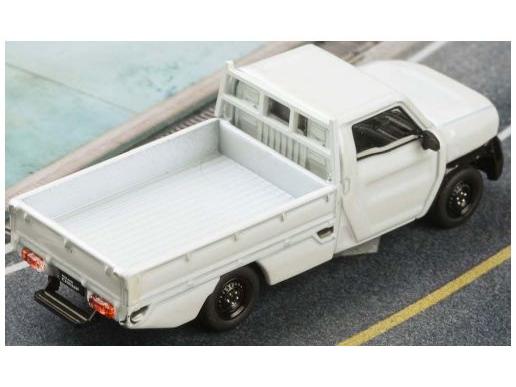Toyota Hilux Champ Tamaraw Super White 2025 1:64 Scale Diecast Model Pickup – Para64-Para64-Diecast Model Centre