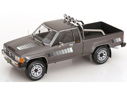 Toyota Truck Xtra Cab 4x4 Hilux 1985 Grey Metallic 1:18 Scale Diecast Pickup – KK Scale-KK Scale-Diecast Model Centre