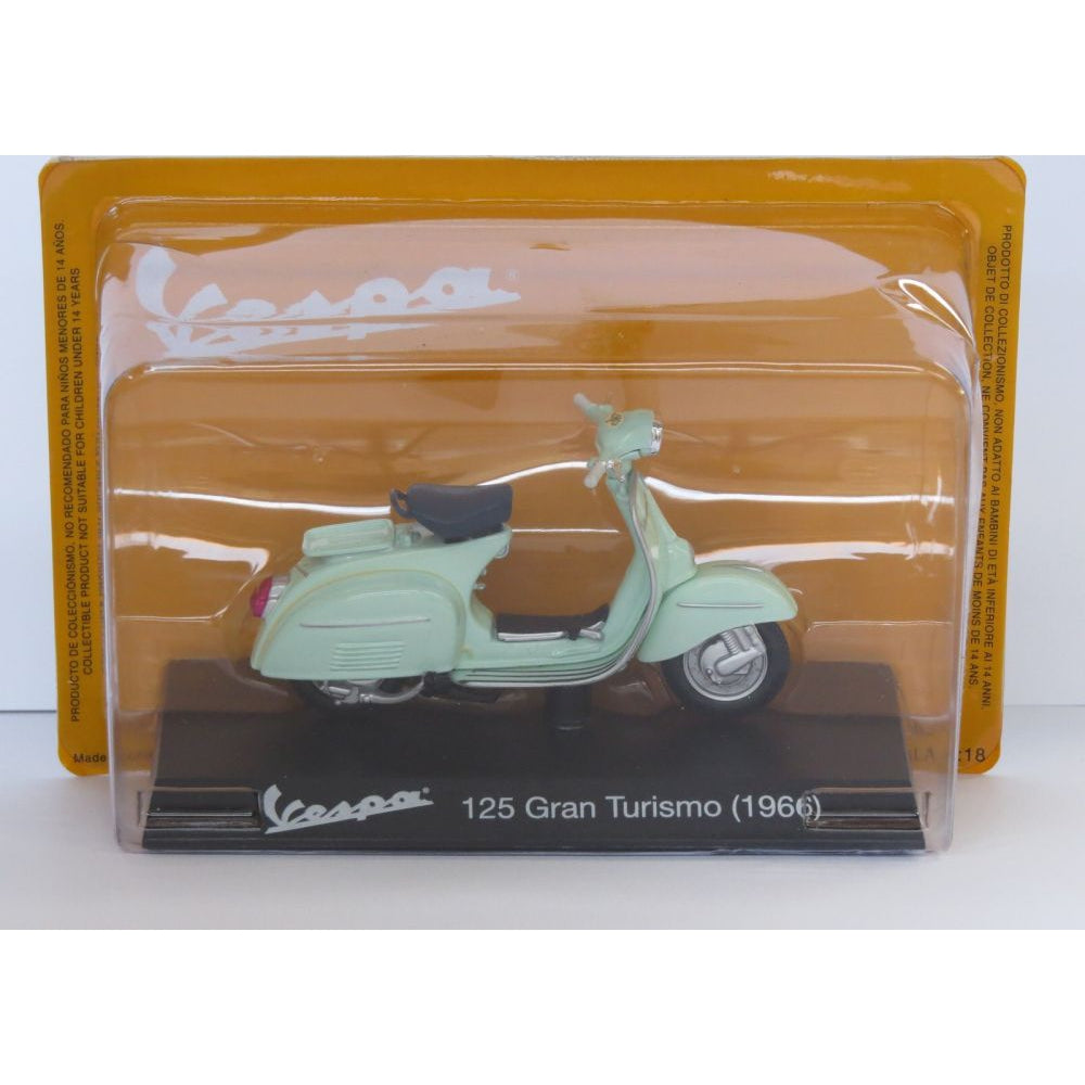 Vespa 125 GT 1966 green - 1:18 Scale Diecast Model Scooter-Unbranded-Diecast Model Centre
