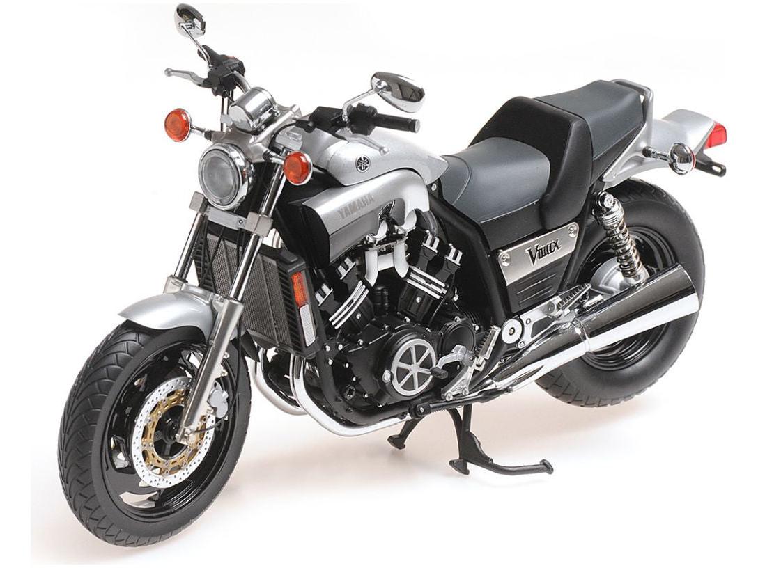 Yamaha Vmax 1993 Silver Metallic 1:12 Scale Minichamps Diecast Model-Minichamps-Diecast Model Centre